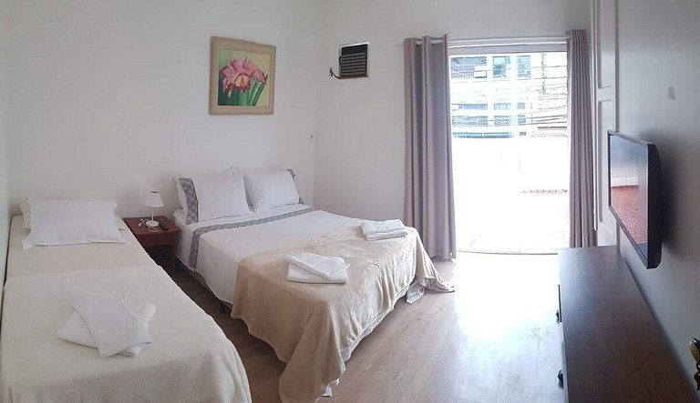 Quarto Amplo * Ar/C 2 Camas * Netflix * - A03