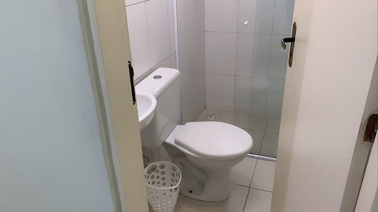 Quarto bem localizado * Vila Olímpia * SmartTV * - A51