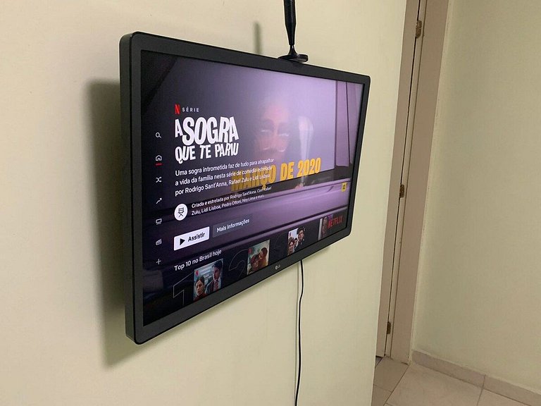 Quarto bem localizado * Vila Olímpia * SmartTV * - A51