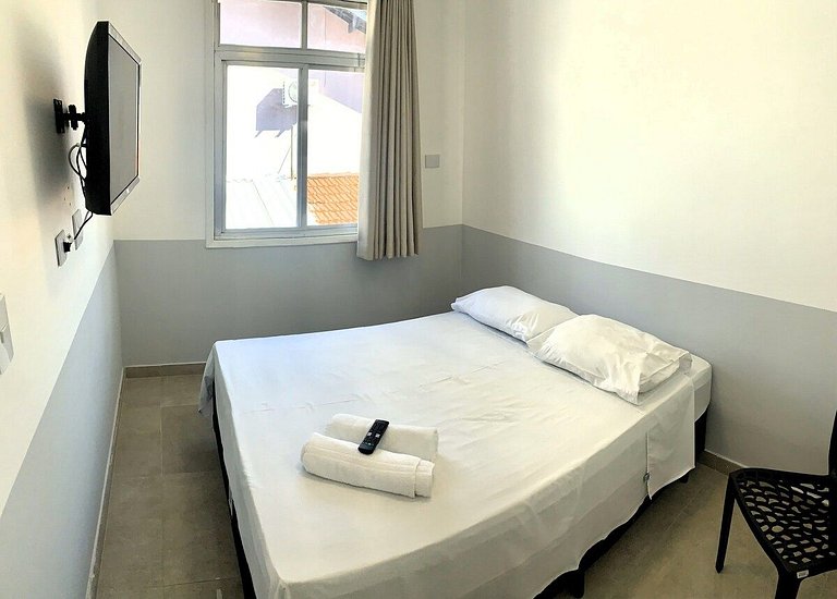 Quarto c/ Netflix - Vila Olímpia - A44