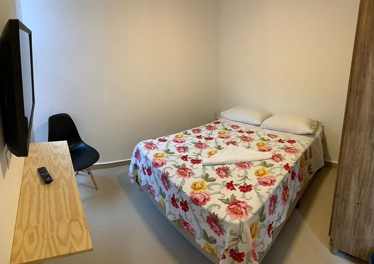 Suíte Vila Olímpia * AR/C * SmartTV * Localização - A06