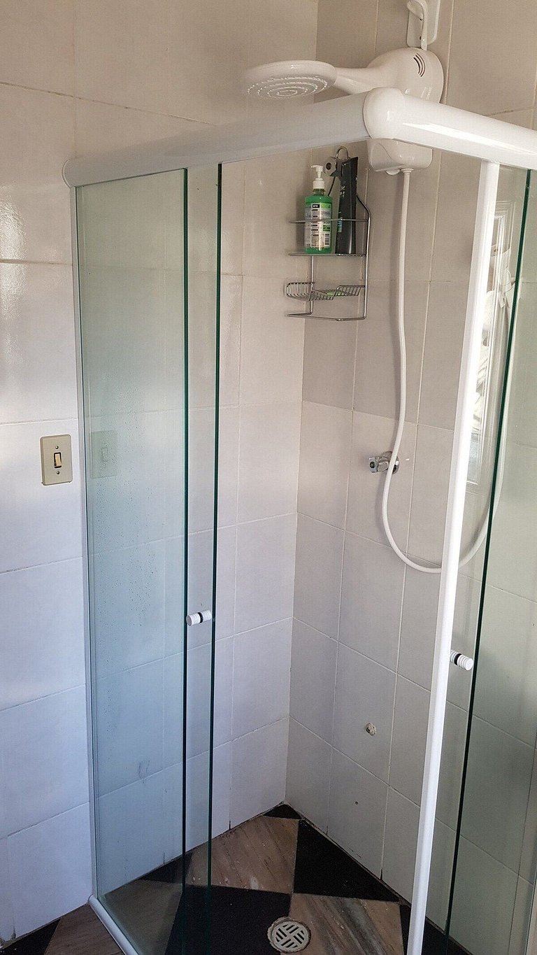 Quarto na vila olímpia A/C SmartTV cama de casal - A02