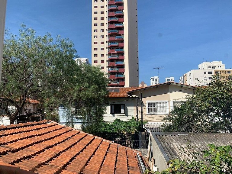 Quarto com cama de casal * Vila Olímpia * - A32