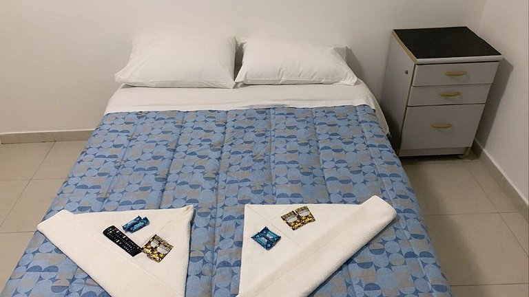 Quarto Amplo * Vila Olímpia * Localização TOP * - A54