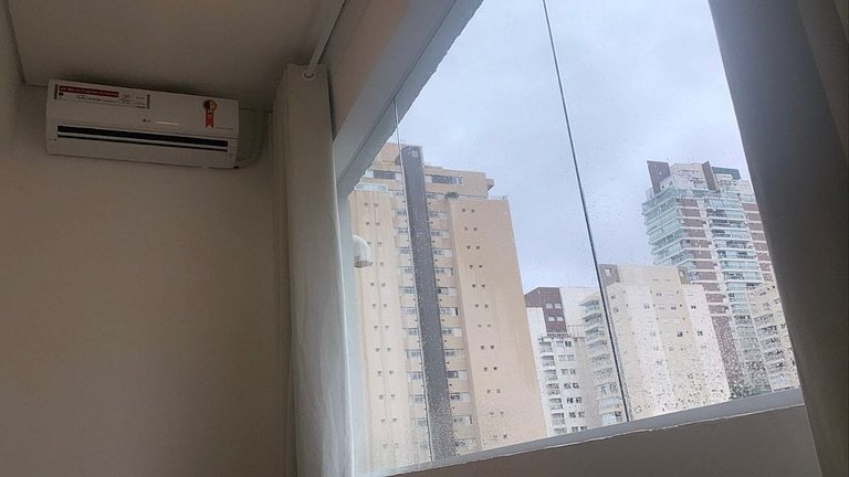 Suíte iluminada e bem localizada - A68