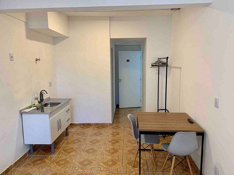 Studio espaçoso ótima localização na vila olímpia - A65