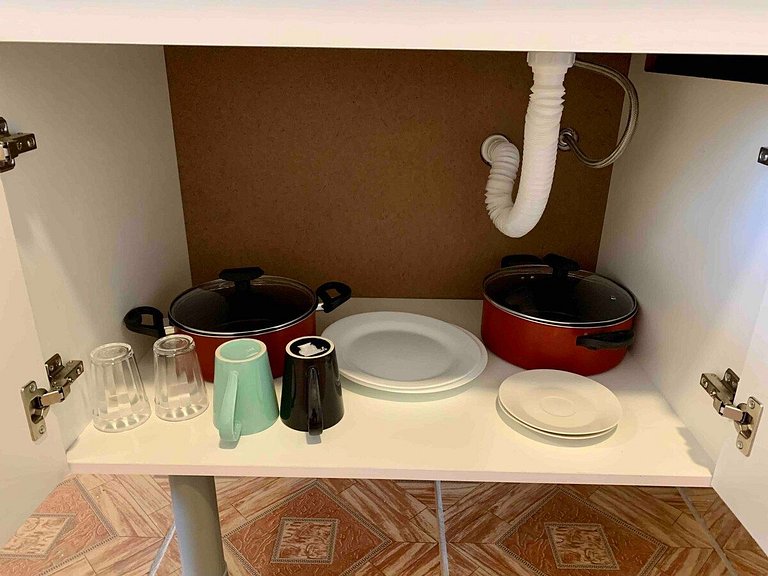 Studio espaçoso ótima localização na vila olímpia - A65