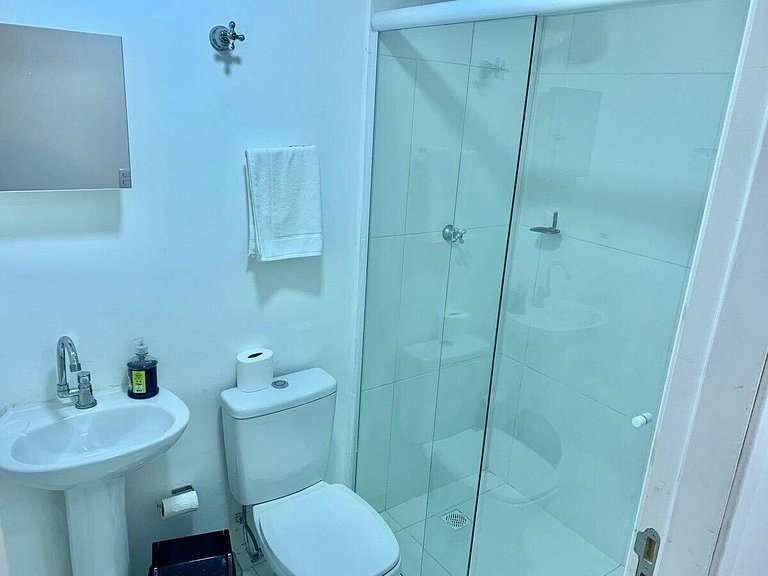 Studio espaçoso ótima localização na vila olímpia - A65