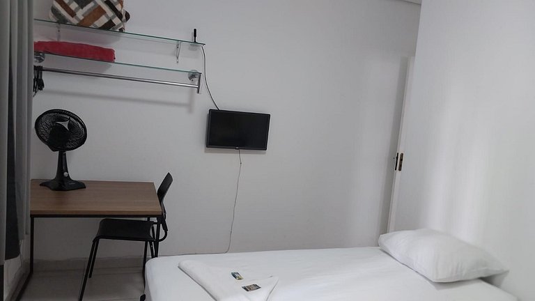 Suíte espaçosa na Vila Olímpia - A56