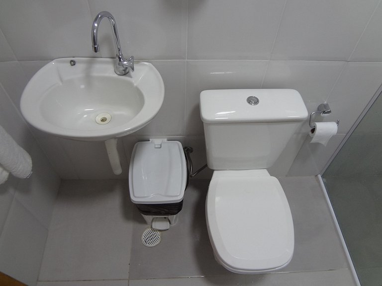 Quarto na vila olímpia * Super Localização * - A49