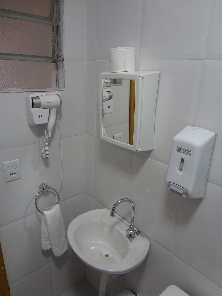 Quarto na vila olímpia * Super Localização * - A49
