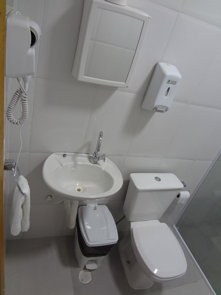 Quarto na vila olímpia * Super Localização * - A47