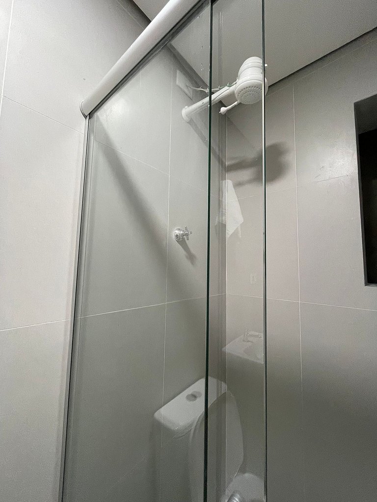 Suíte térrea com SmartTV na Vila Olímpia - A03
