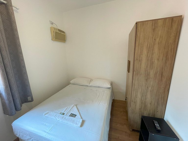 Big Bedroom in Vila Olímpia * A/C