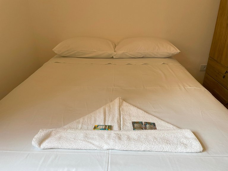 Big Bedroom in Vila Olímpia * A/C