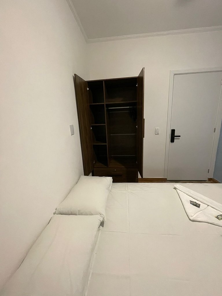 Suíte na Vila Olímpia * Super Localização * - A24
