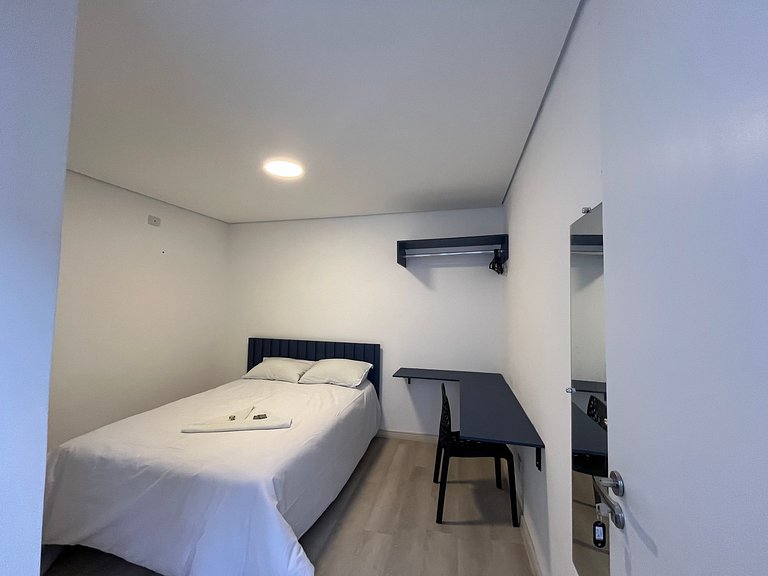 Suíte espaçosa na Vila Olímpia - A17