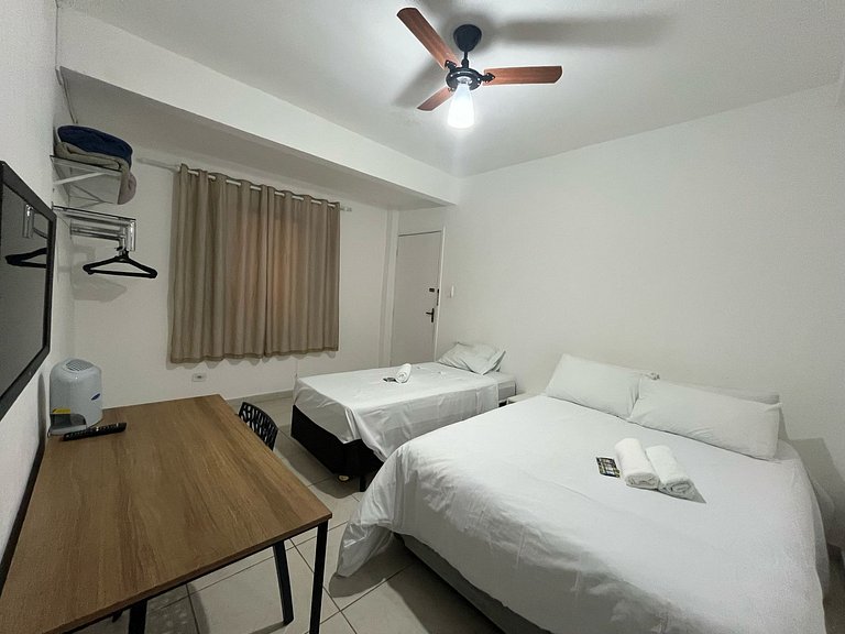 Quarto Amplo * Vila Olímpia * Localização TOP * - A54