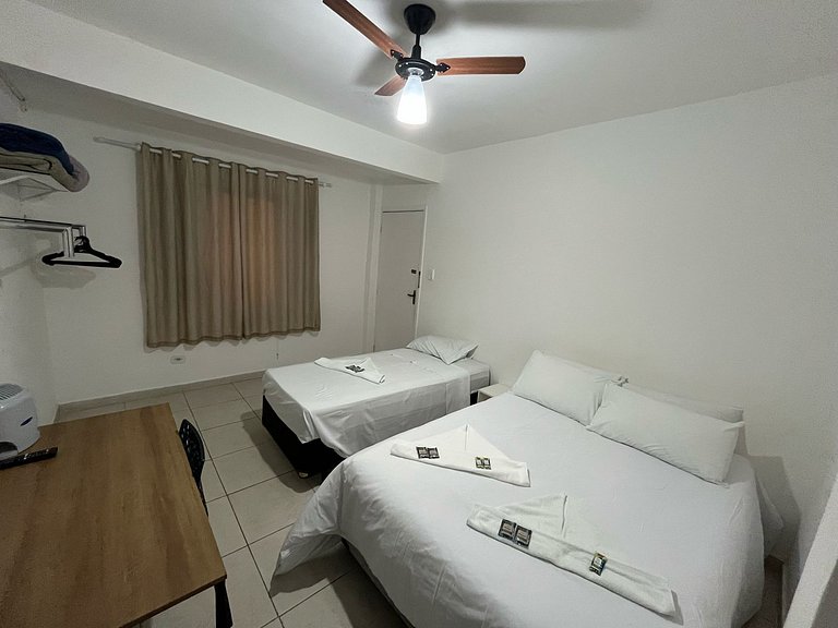 Quarto Amplo * Vila Olímpia * Localização TOP * - A54