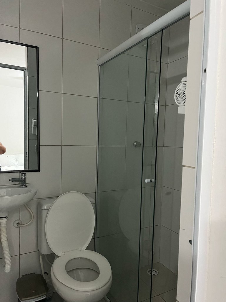 Quarto Amplo * Vila Olímpia * Localização TOP * - A54