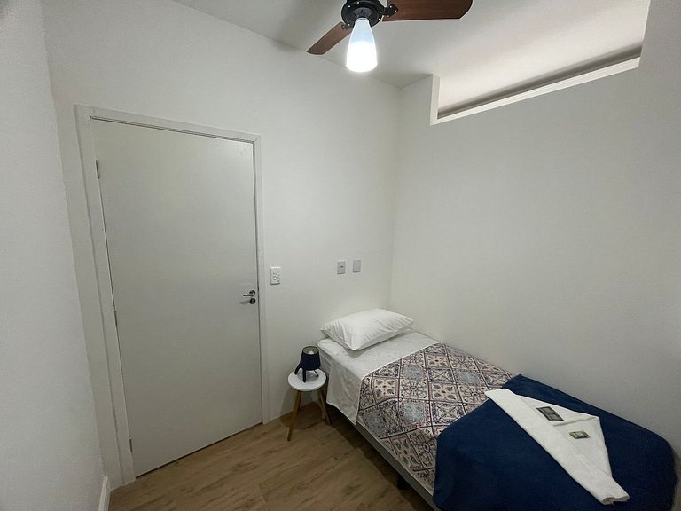 Quarto super localização com NetFlix | A50