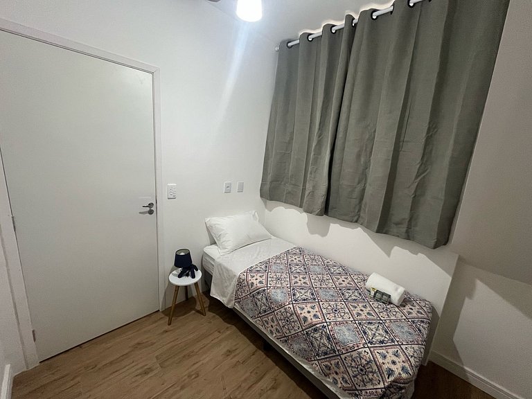 Quarto super localização com NetFlix | A50