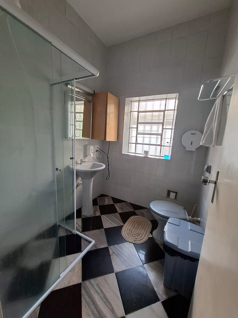 Quarto na vila olímpia A/C SmartTV cama de casal - A02