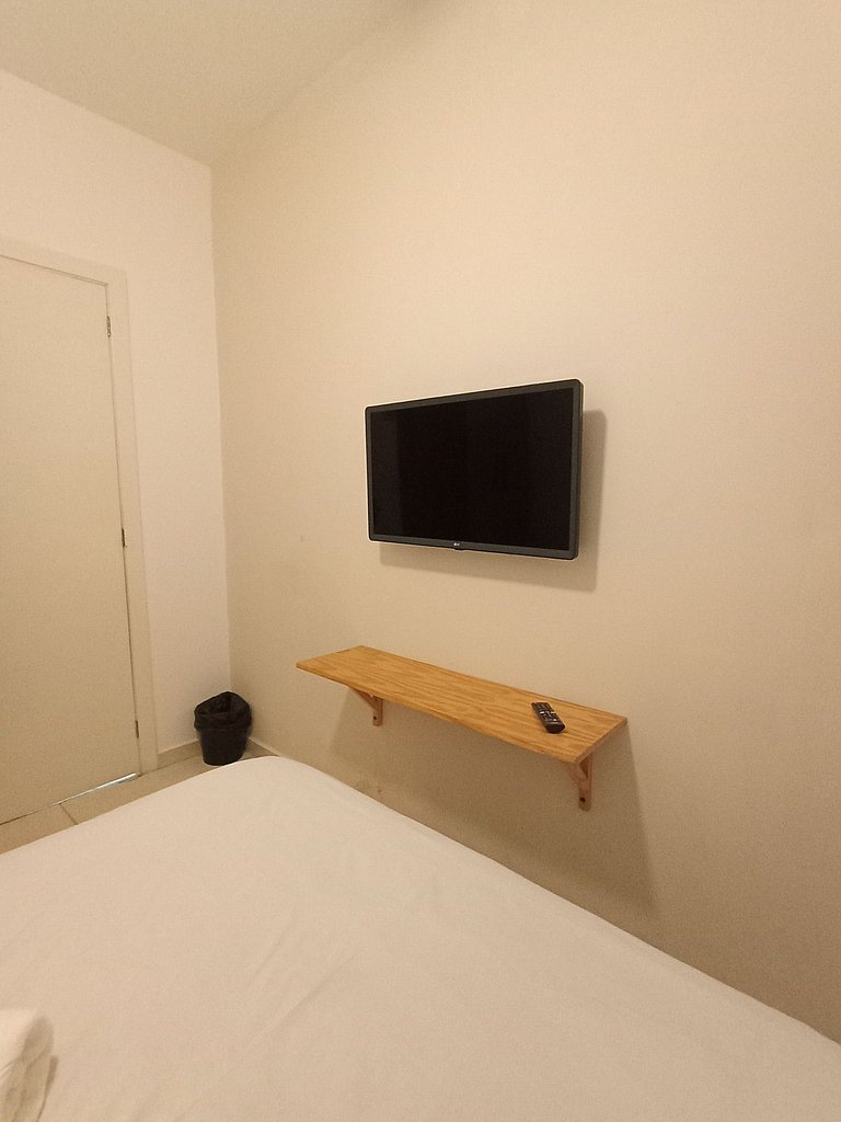Suite na Vila Olímpia * Casal * Localização - A02