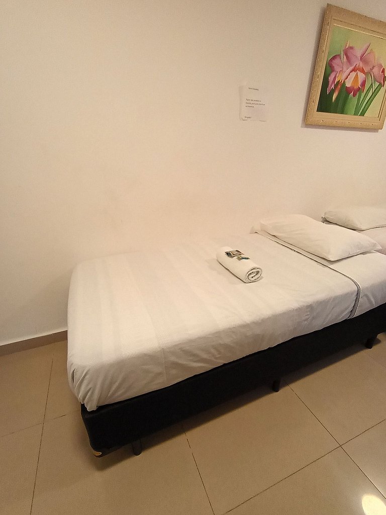Suíte Vila Olímpia AR/C *Melhor Localização* - A23