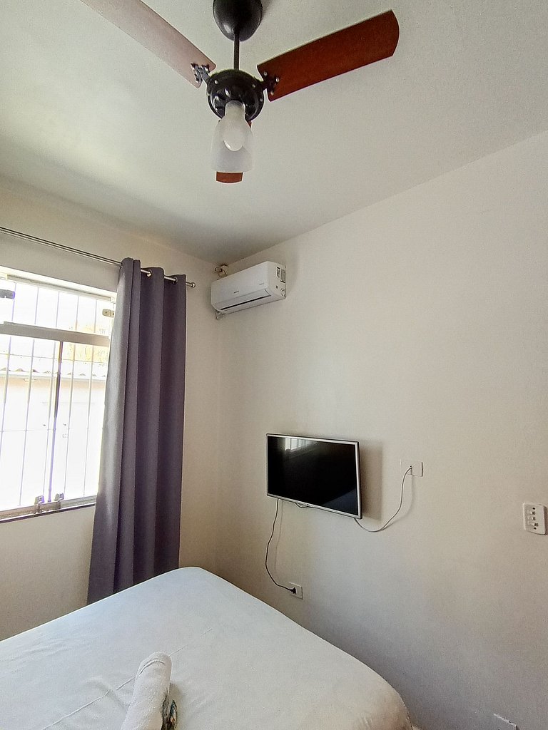 Quarto na vila olímpia A/C SmartTV cama de casal - A02
