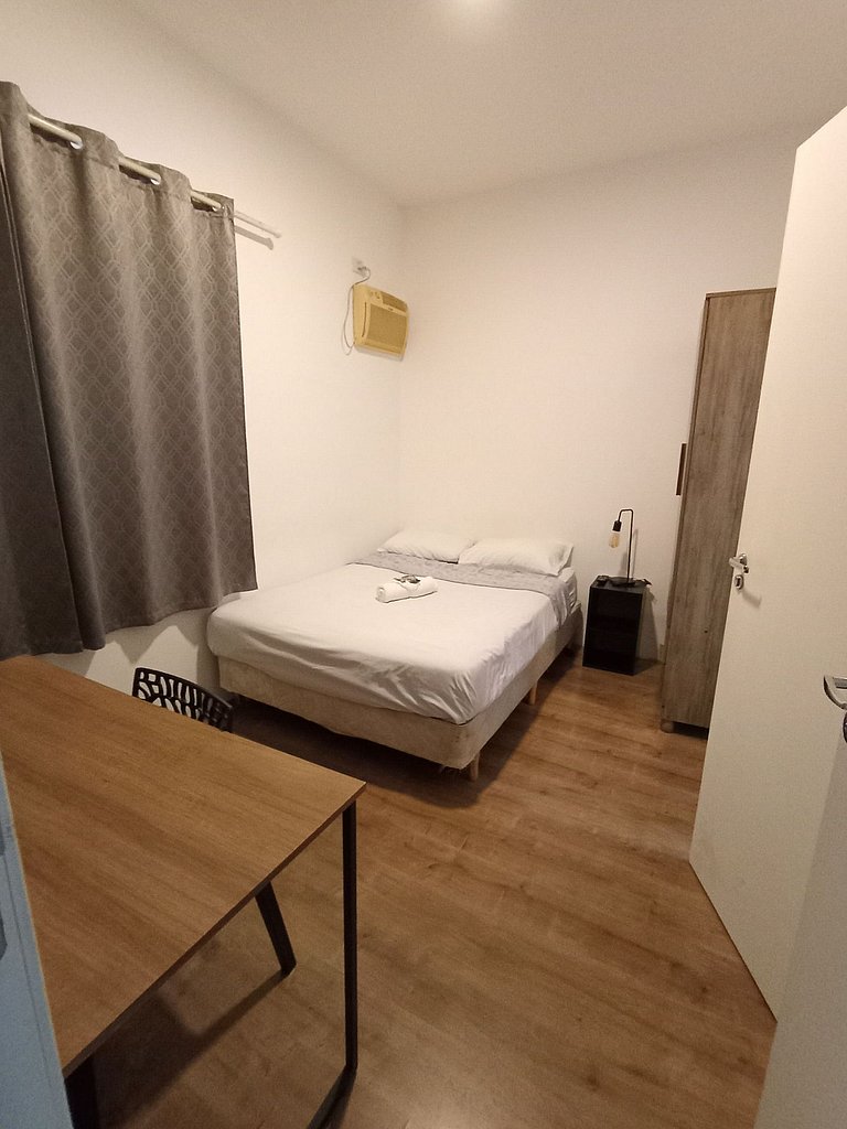 Big Bedroom in Vila Olímpia * A/C