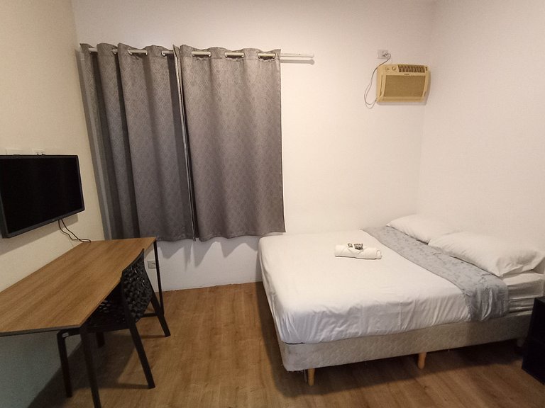 Big Bedroom in Vila Olímpia * A/C