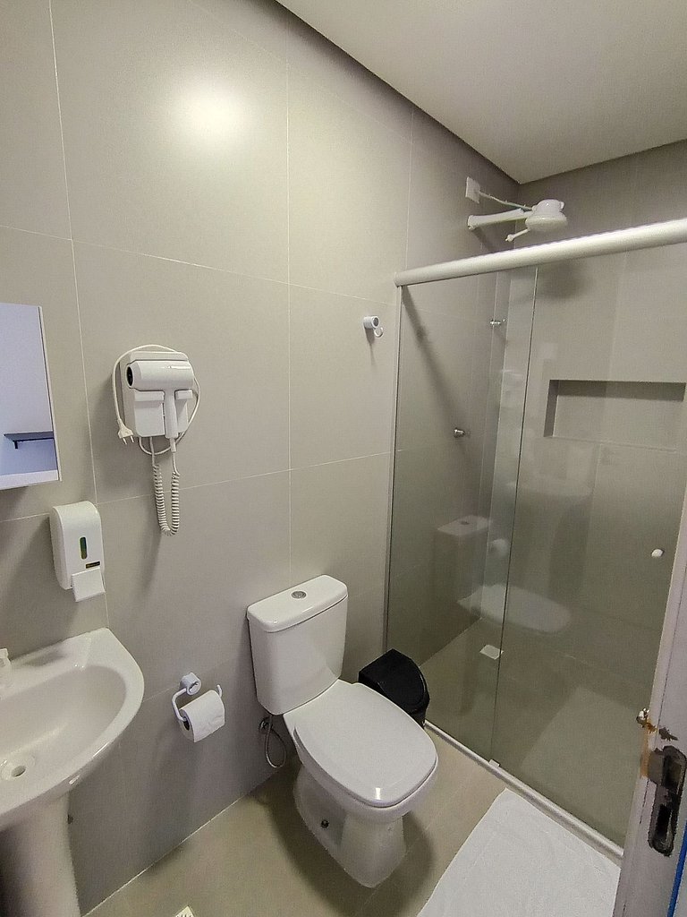 Suíte espaçosa na Vila Olímpia A36