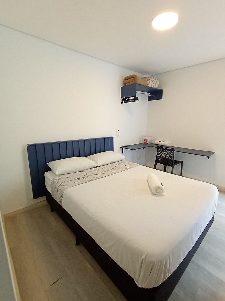 Suíte espaçosa na Vila Olímpia - A17