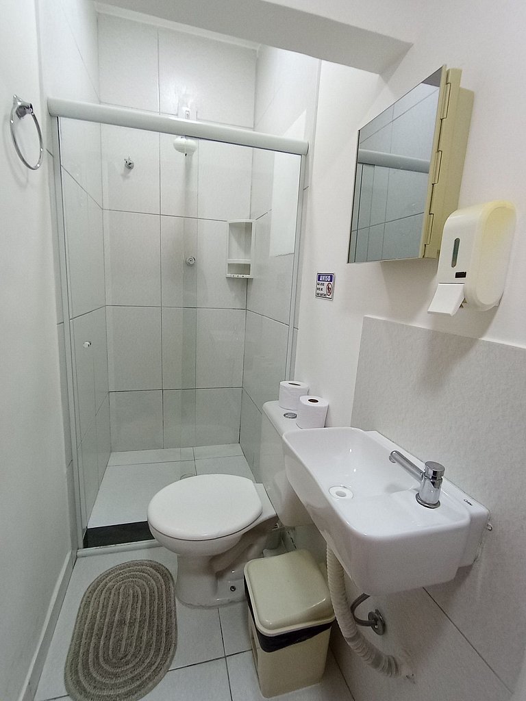 Suíte com Netflix na Vila Olímpia - A34