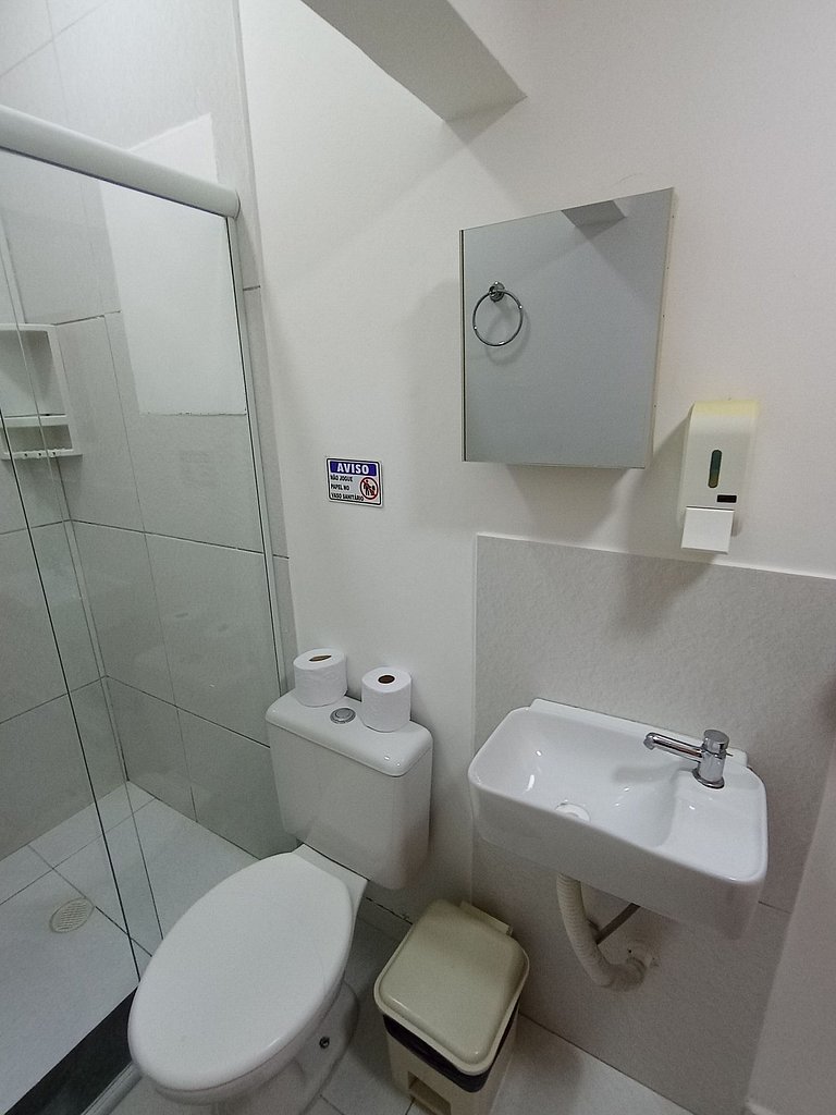 Suíte com Netflix na Vila Olímpia - A34