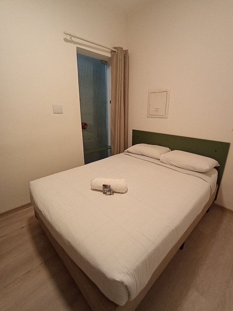 Suíte térrea com SmartTV na Vila Olímpia - A25