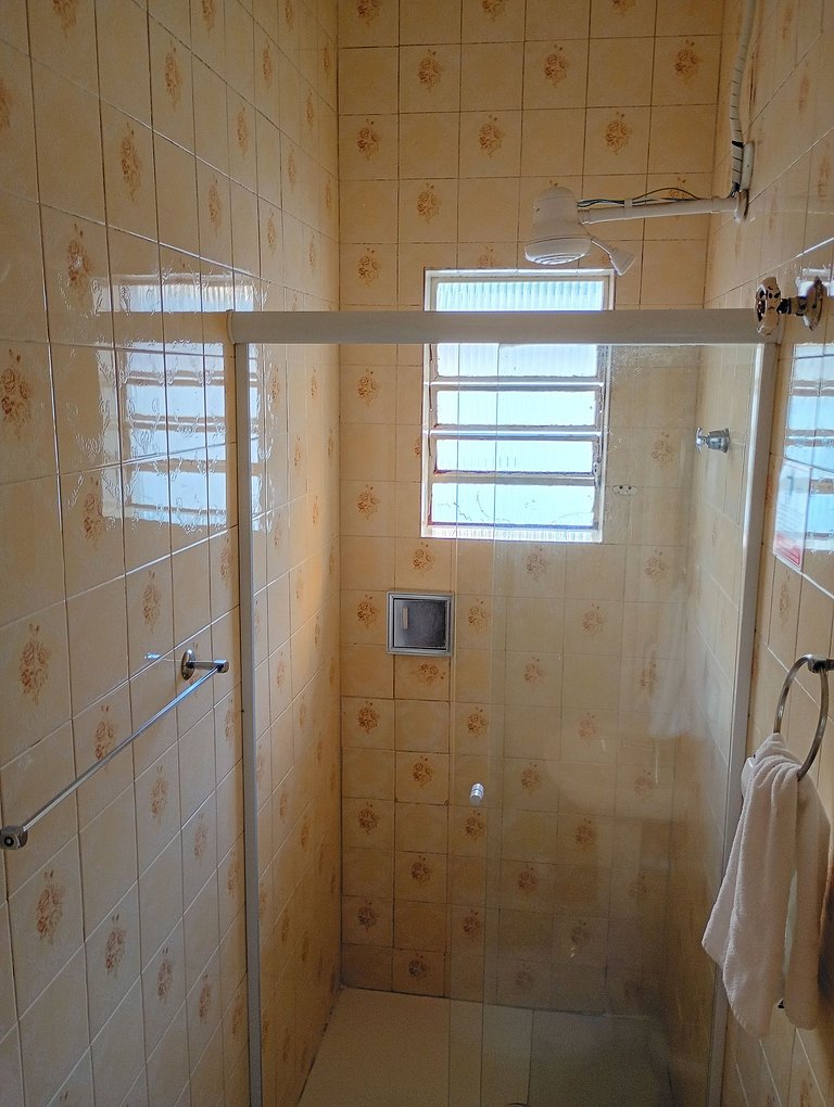 Quarto Vila Olímpia AR/C * Super Localização - A12