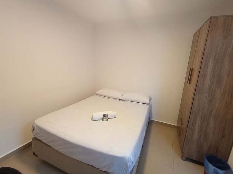 Suíte Vila Olímpia * AR/C * SmartTV * Localização - A06