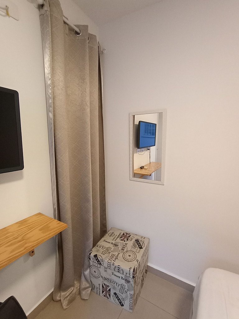 Suíte Vila Olímpia * AR/C * SmartTV - A22