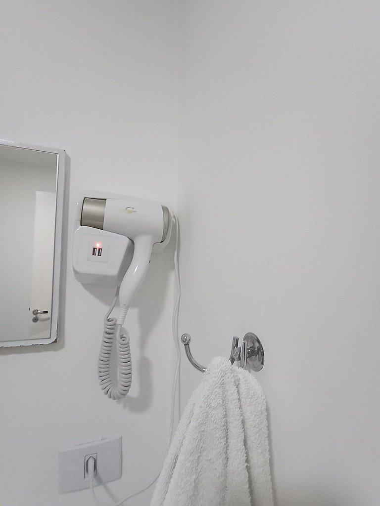 Suíte Vila Olímpia * AR/C * SmartTV - A22