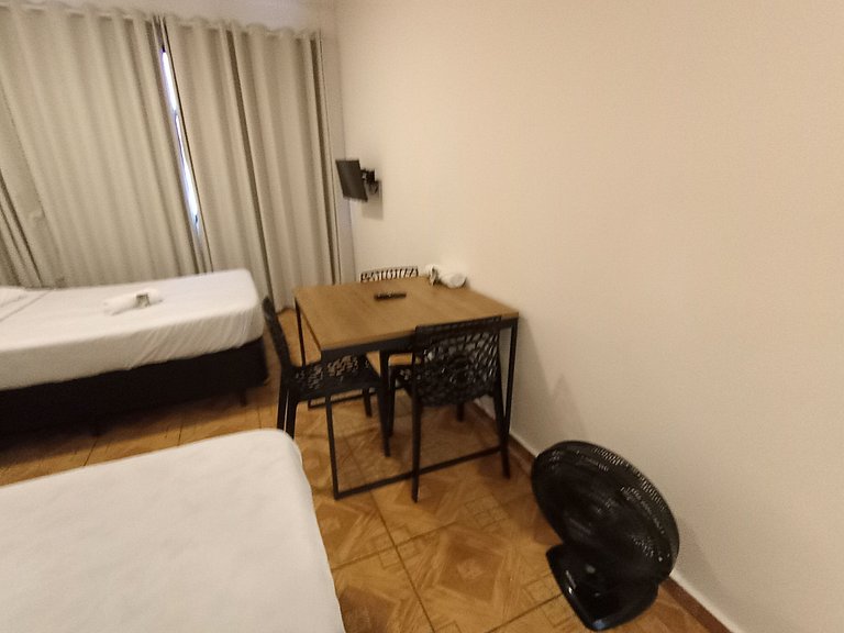 Suíte * Muito Bem Localizada * Vila Olímpia * - A61