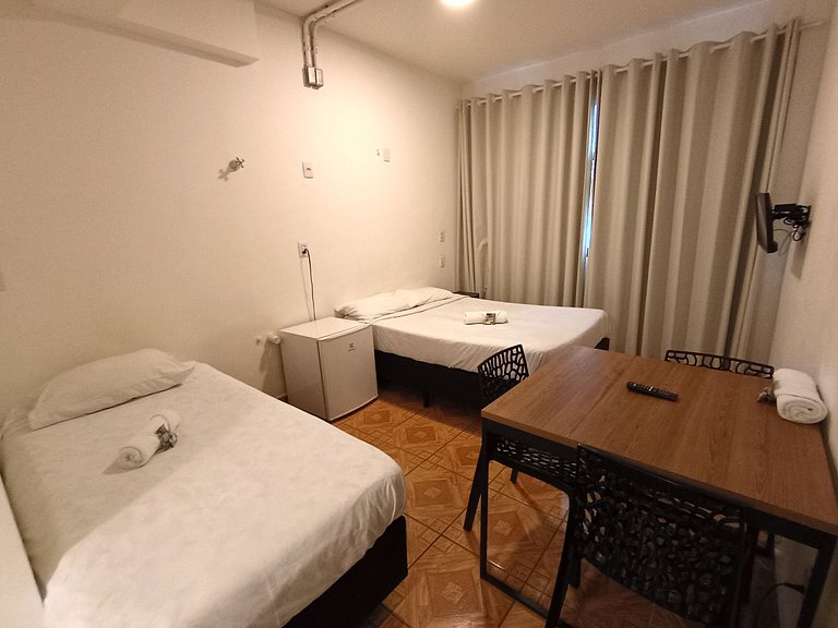 Suíte * Muito Bem Localizada * Vila Olímpia * - A61