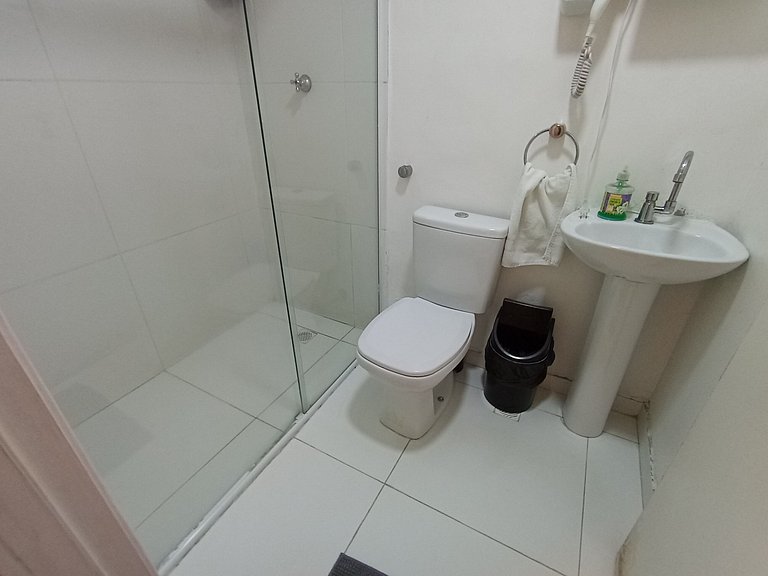 Suíte * Muito Bem Localizada * Vila Olímpia * - A61