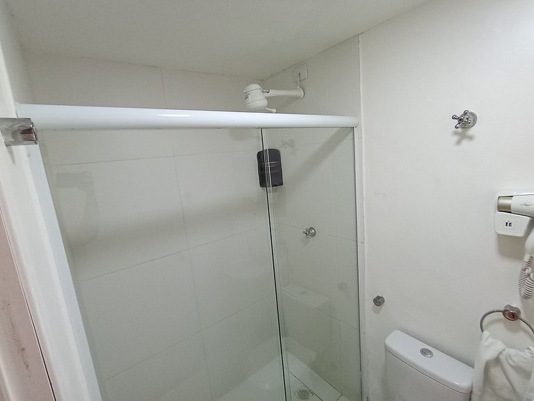 Suíte * Muito Bem Localizada * Vila Olímpia * - A61