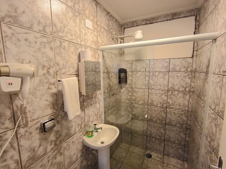 Suíte grande e bem localizada! Vila Olímpia - A36