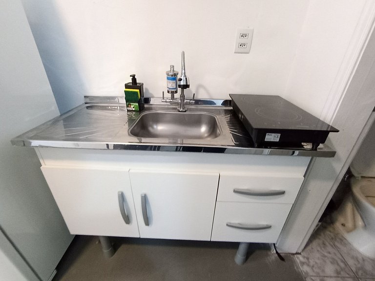 Suíte grande e bem localizada! Vila Olímpia - A67