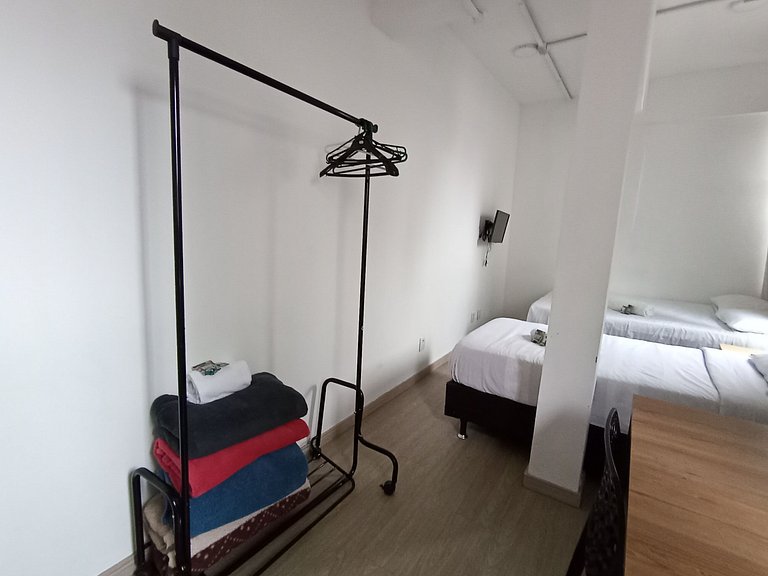 Suíte bem iluminada no coração da vila olímpia - A63