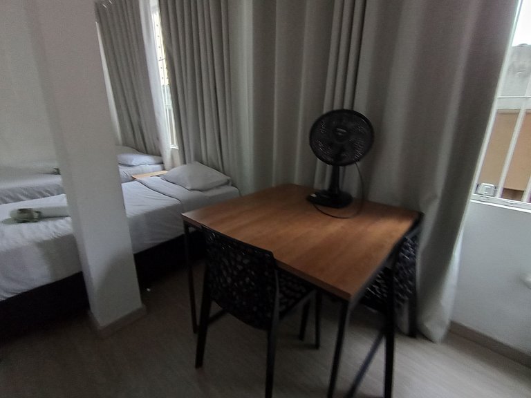 Suíte bem iluminada no coração da vila olímpia - A63