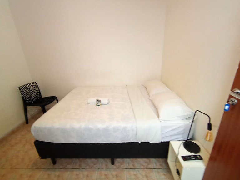 Quarto na vila olímpia * Super Localização * - A47